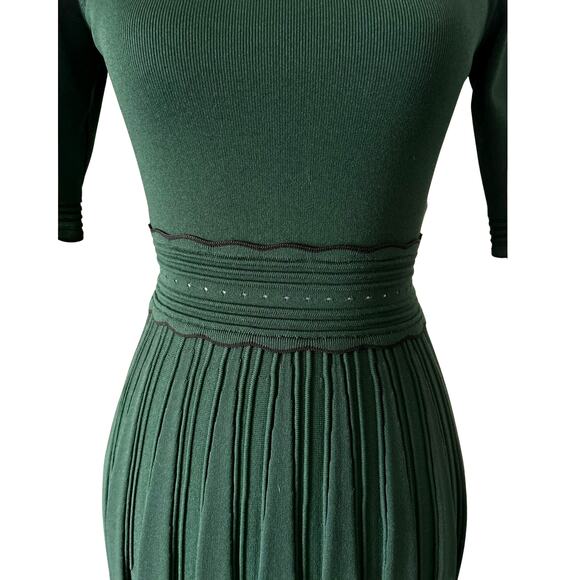 Ted Baker Forest Green Knit Skater Dress XS – Sculpted Pleats, Scallop Trim - Picture 4 of 6